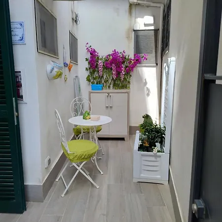 La Casita Nel Bosco * Naples